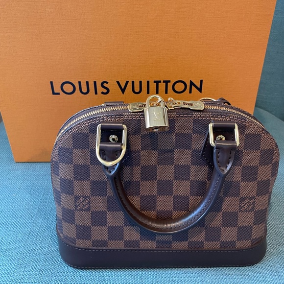 SOLD Louis Vuitton Alma Damier Ebene Shoulder Bag BB Brown Canvas (Microchipped) - Picture 7 of 15